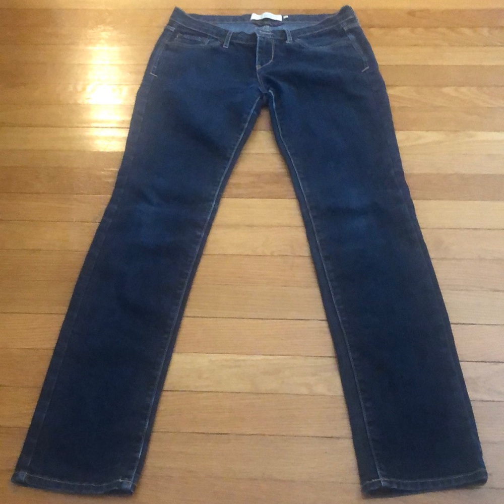 Abercrombie & Fitch Women’s Low Rise Straight Leg Jean Size 2 short